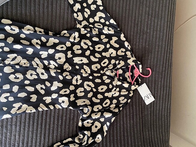Zara elbise etiketli