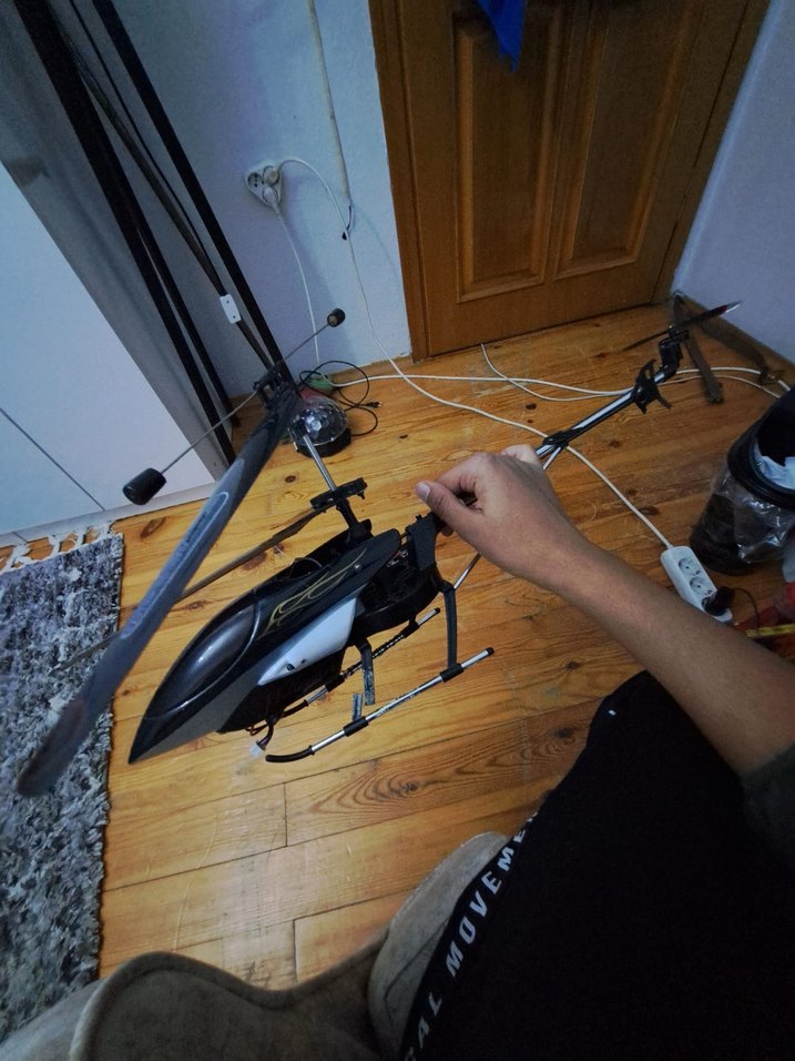 Büyük Boy RC Helikopter Kumandasız Parça / Proje - Görsel 4