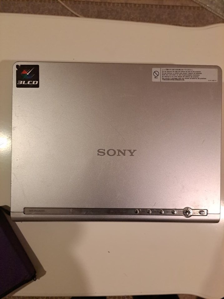 Sony VPL-CW125 Projektör | Güçlü Işık | Net Görüntü | 986 Saat - Görsel 3