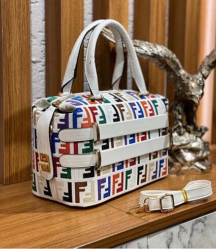 İTHAL FENDİ ÇANTA