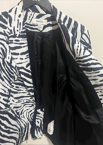 ipekyol Zebra Desenli Kadın Mini Blazer ceket