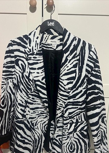 Zebra Desenli Kadın Mini Blazer ceket
