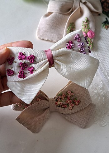 Nakışlı Örgü Kumaş Fiyonk Toka - Görsel 3