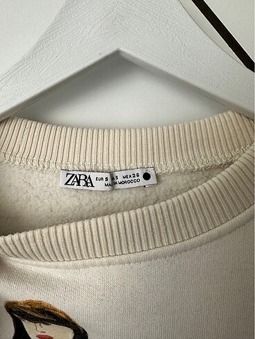 s Beden Zara sweatshirt