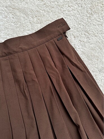 Pull and Bear Pileli etek