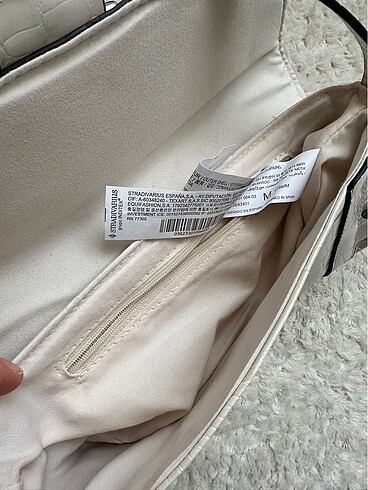 Beden Stradivarius çanta