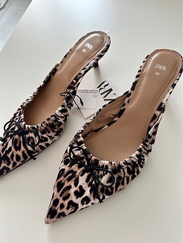 38 Beden Zara leopar ayakkabı