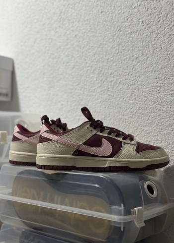 Bordo Renkli Kadın Spor Ayakkabı - Görsel 4