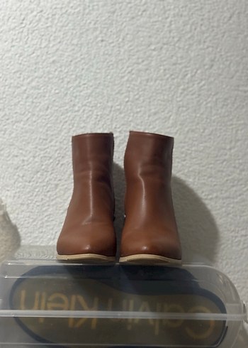 Kahverengi Deri Kadın Topuklu Bot - Görsel 3