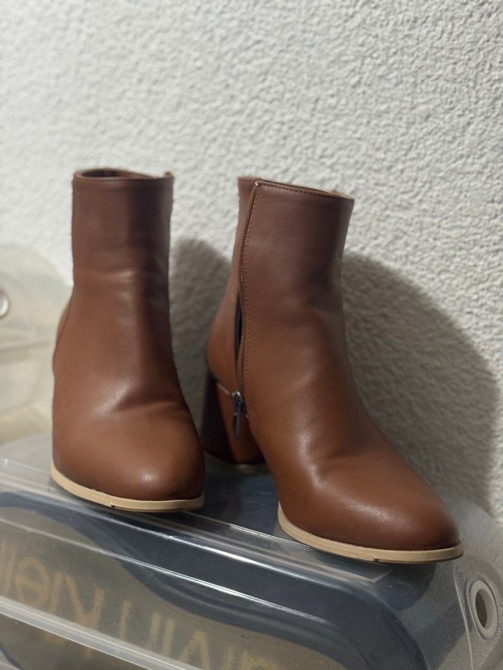 Kahverengi Deri Kadın Topuklu Bot - Görsel 4