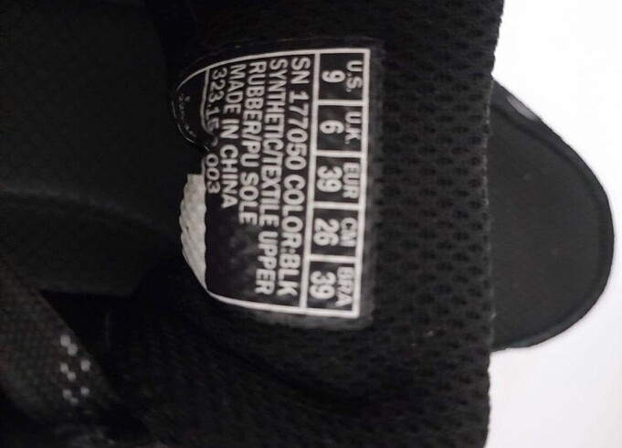 39 Beden siyah Renk Skechers siyah spor ayakkabı
