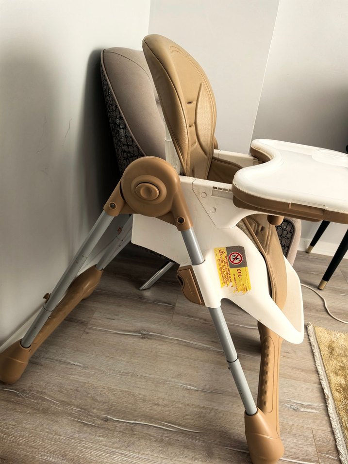 Kahverengi ve Gri Bebek Mama Sandalyesi - Görsel 5