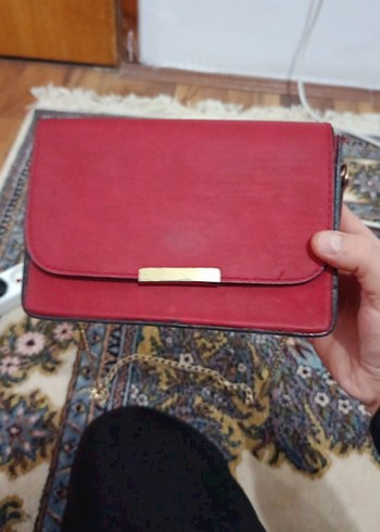 Bordo renk canta Gold yerinde soyulmalar vardır - Görsel 2