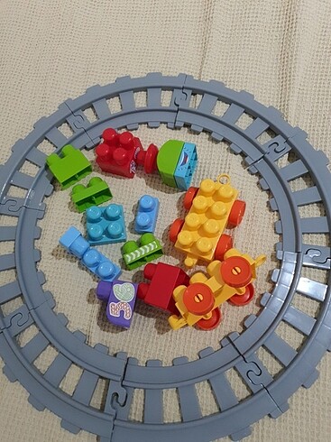 Diğer Dolu marka lego tren seti