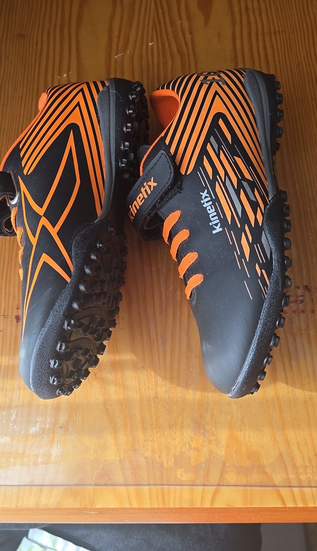 Turuncu Kinetix Erkek Çocuk Krampon Ayakkabı 35 numara - Görsel 2