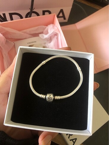 Pandora pandora charm bileklik