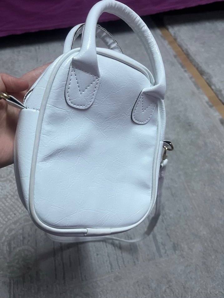Minimalist Beyaz Deri Kadın Çanta - Görsel 4