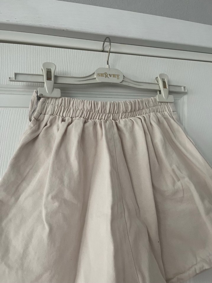 Bej Keten Rahat Mini Şort - Görsel 3