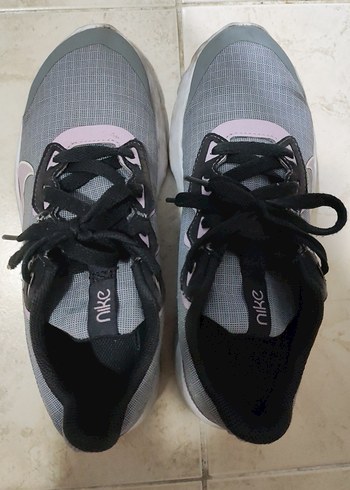 Nike Kadın Gri Nike Spor Ayakkabı
