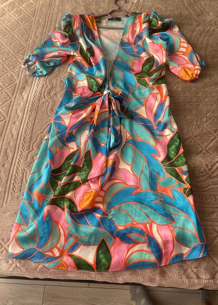 Saten Elbise - Görsel 2