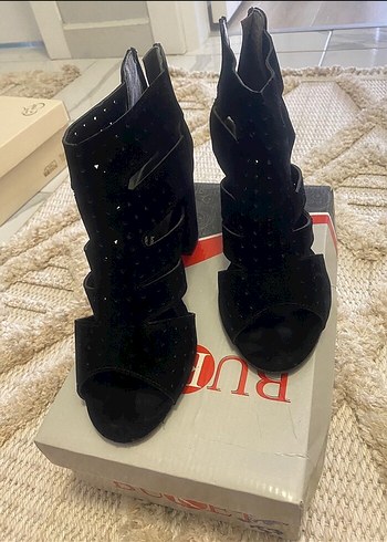 Siyah Süet Tokalı Yüksek Topuklu Kadın Ayakkabı - Görsel 2