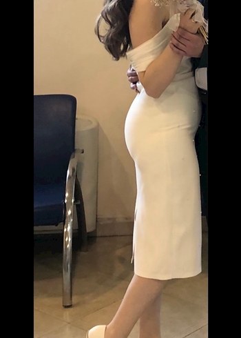 Beyaz Straplez Mini İşlemeli Abiye Elbise - Görsel 4