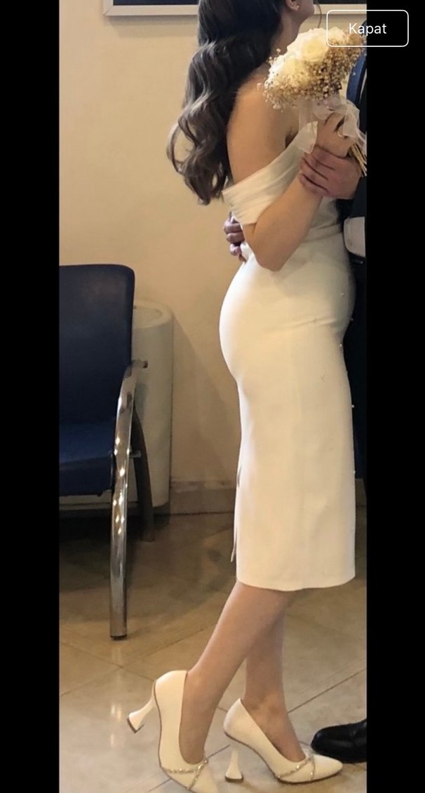 Beyaz Straplez Mini İşlemeli Abiye Elbise - Görsel 4