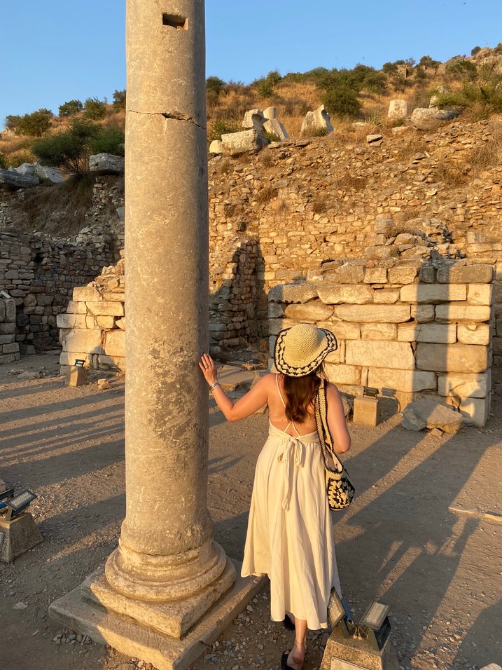 Sırt Detaylı Beyaz Bohem Uzun Elbise - Görsel 2