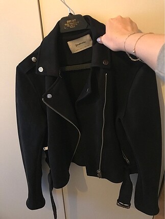 Siyah süet ceket