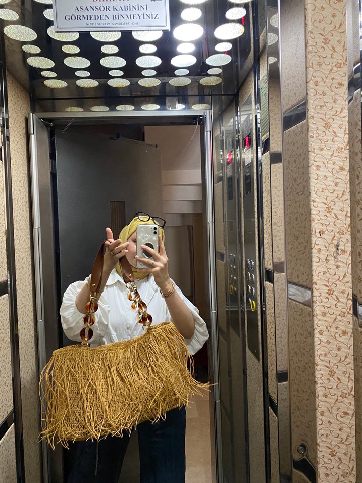 Püsküllü Camel Hasır Örgü Kadın Çanta - Görsel 2