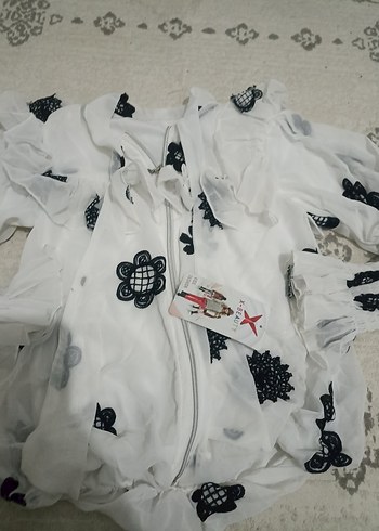 Nakışlı Beyaz Uzun Kollu   ceket - Görsel 2