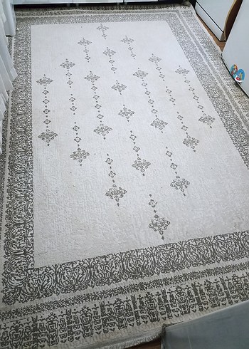 Gri İşlemeli Beyaz Halı6 metre - Görsel 3