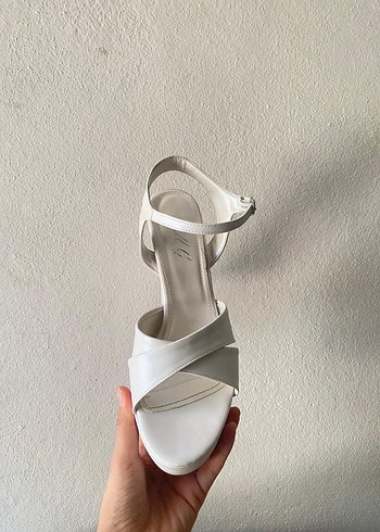 Beyaz Platform Topuklu Kadın Abiye Ayakkabı - Görsel 3