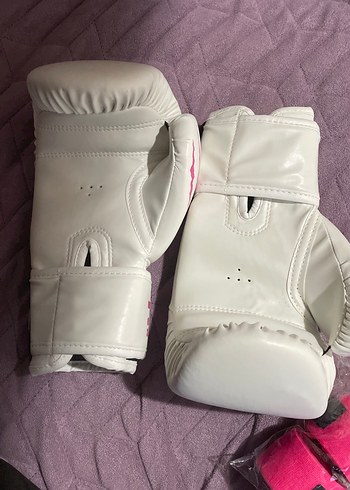 Beyaz Kadın Boks Eldiveni Velcro - Görsel 3