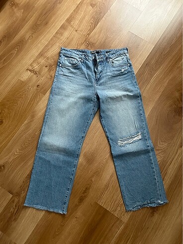 30 Beden mavi Renk Mavi jean