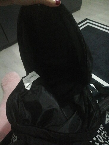  Beden siyah Renk LCW sırt çantası 