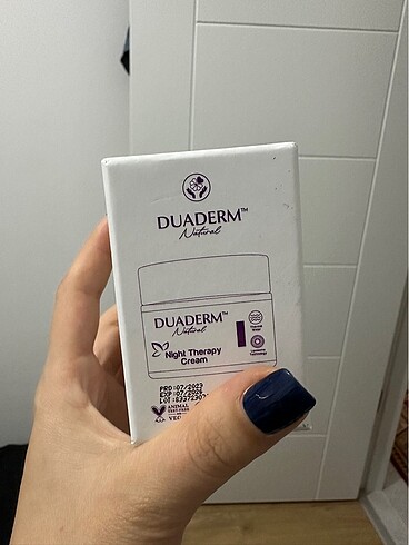 Cosmed Duaderm gece kremi