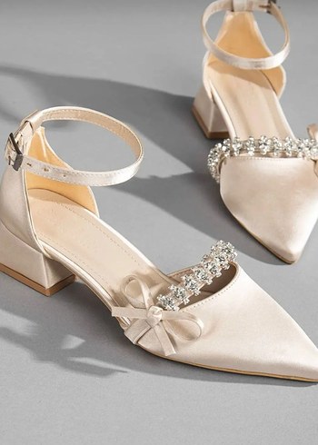 İnci Detaylı Beyaz Kadın Topuklu Ayakkabı - Görsel 3