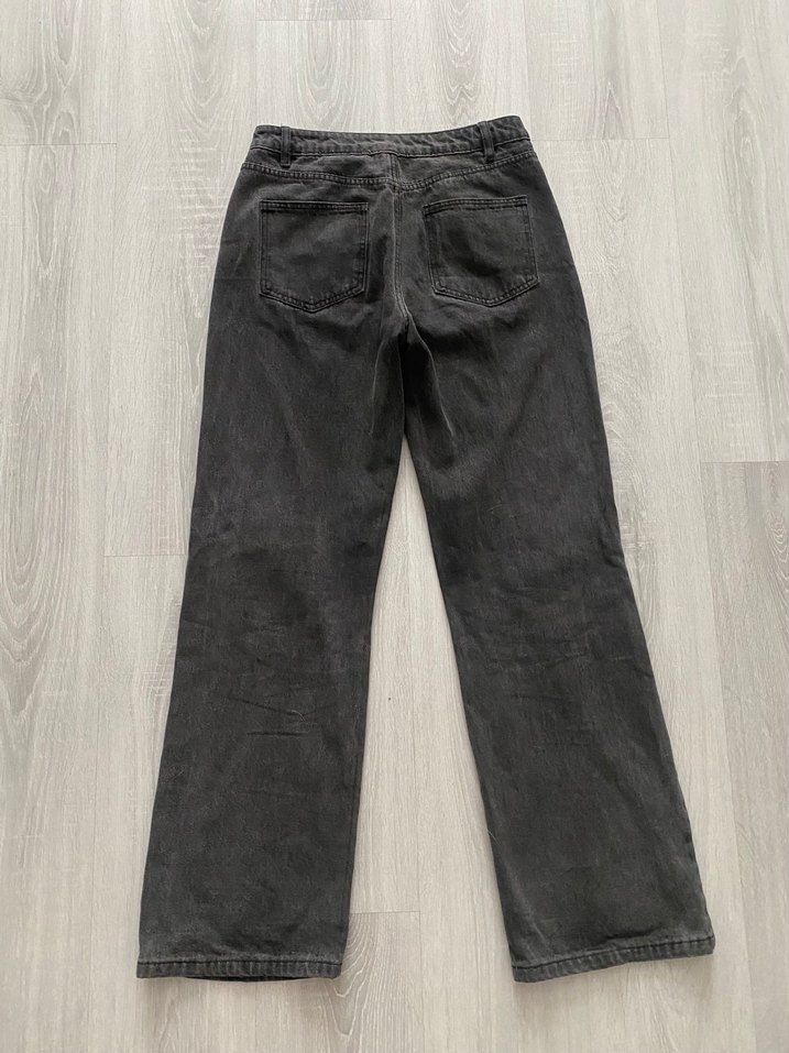 Metal Detaylı Siyah Denim Jean — görsel 3/7