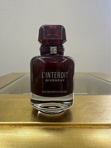 Givenchy - L?Interdit