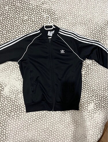 Adidas sweat