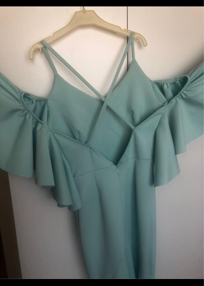 Sırt omuz detaylı elbise - Görsel 5