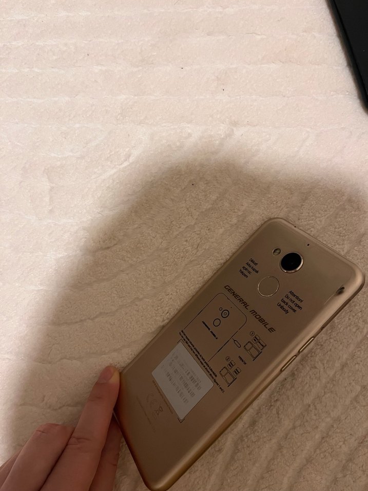 Bej Renkli Android Telefon general mobile - Görsel 4