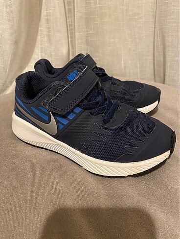 Nike 28 numara
