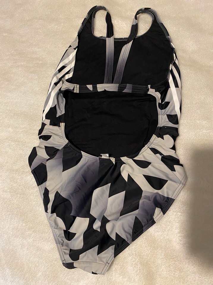 Adidas , Desenli Siyah Gri Kadın Mayo - Görsel 3