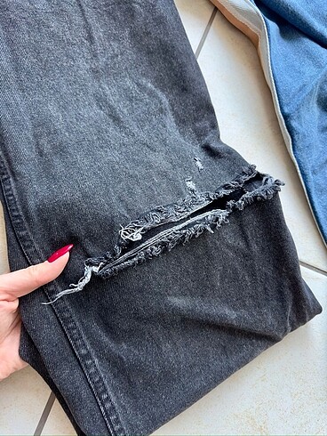 Bershka İKİLİ SİYAH VE MAVİ JEANS