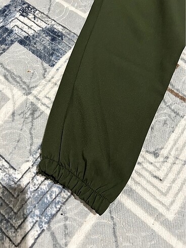 Trendyol & Milla Yeşil pantolon