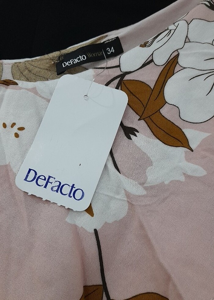 Defacto etiketli elbise - Görsel 3