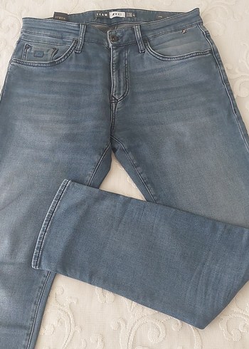Düğmeli Erkek Kot Pantolon Mavi Regular Fit