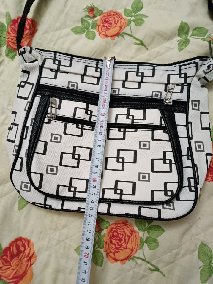 Beyaz Desenli Kadın Omuz Çantası - Görsel 2